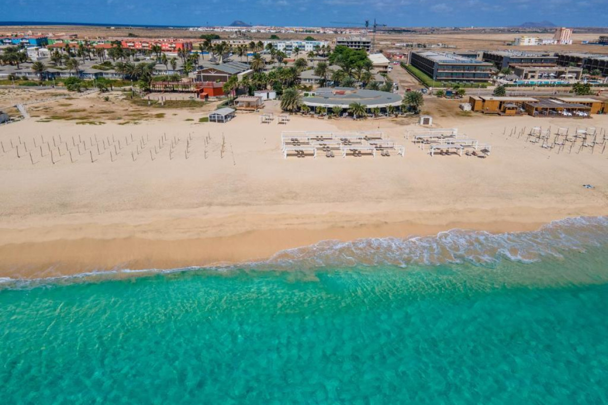Hotel Halos Casa Resort