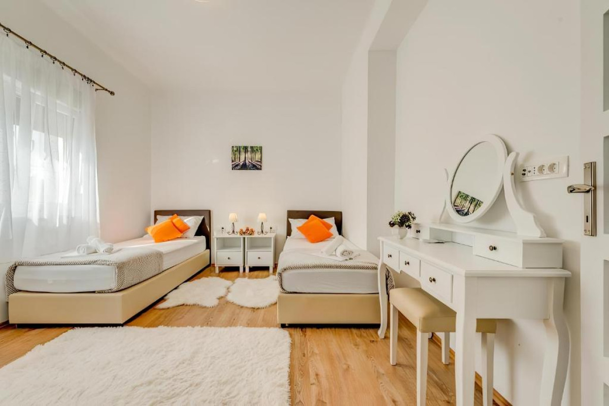 Hotel Happy Home - Rental Residence