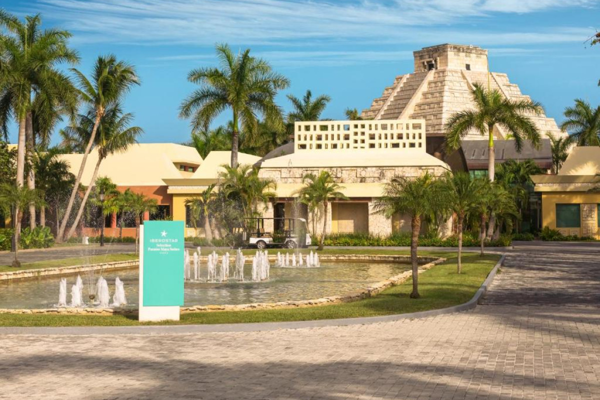 Hotel Iberostar Selection Paraíso Maya Suites