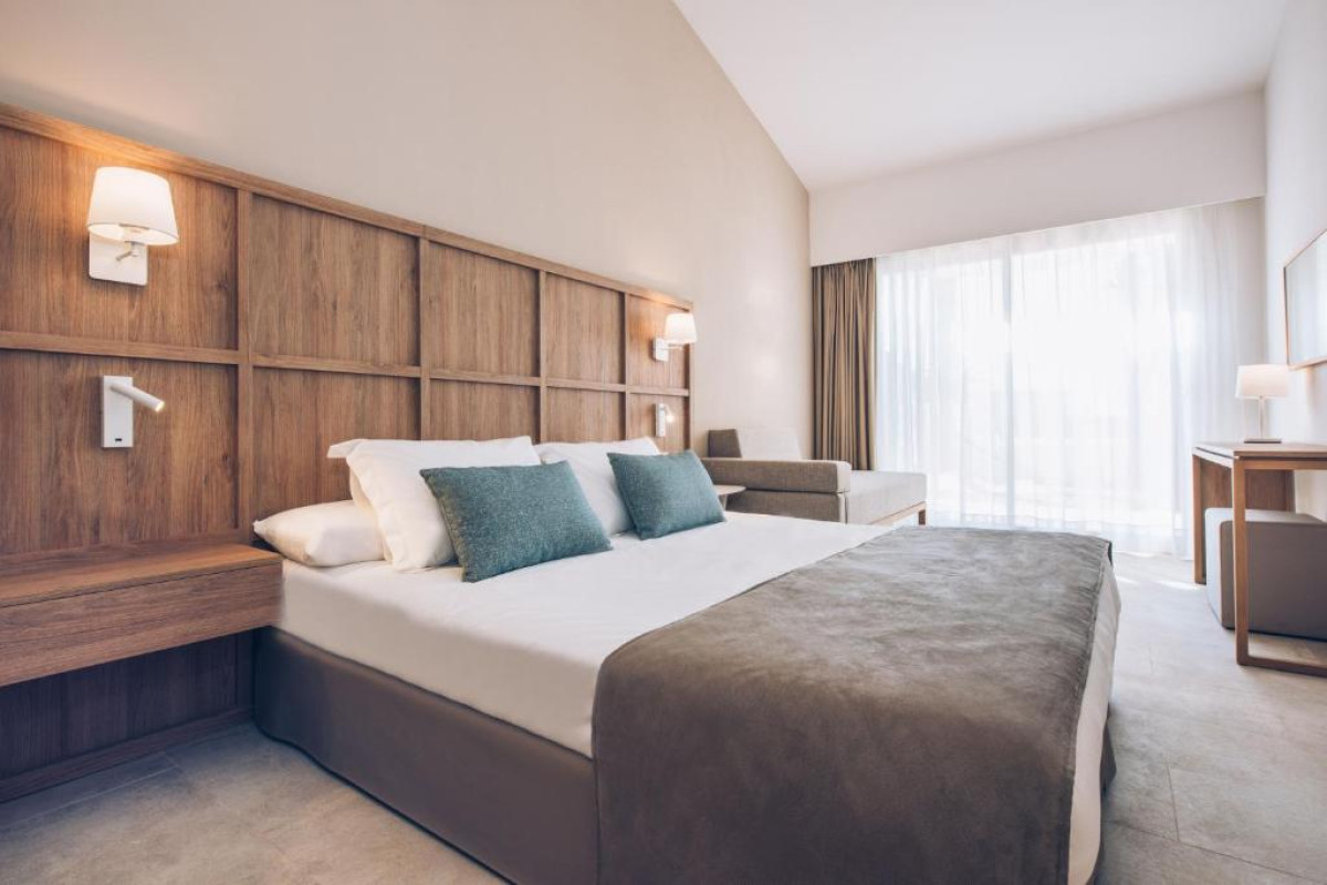 Hotel Iberostar Waves Cala Domingos - All Inclusive