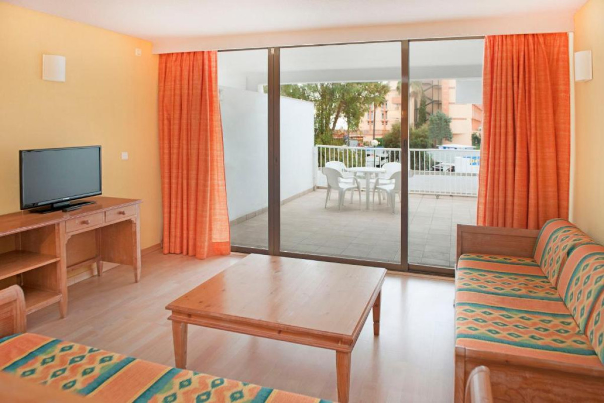 Hotel Iberostar Waves Ciudad Blanca