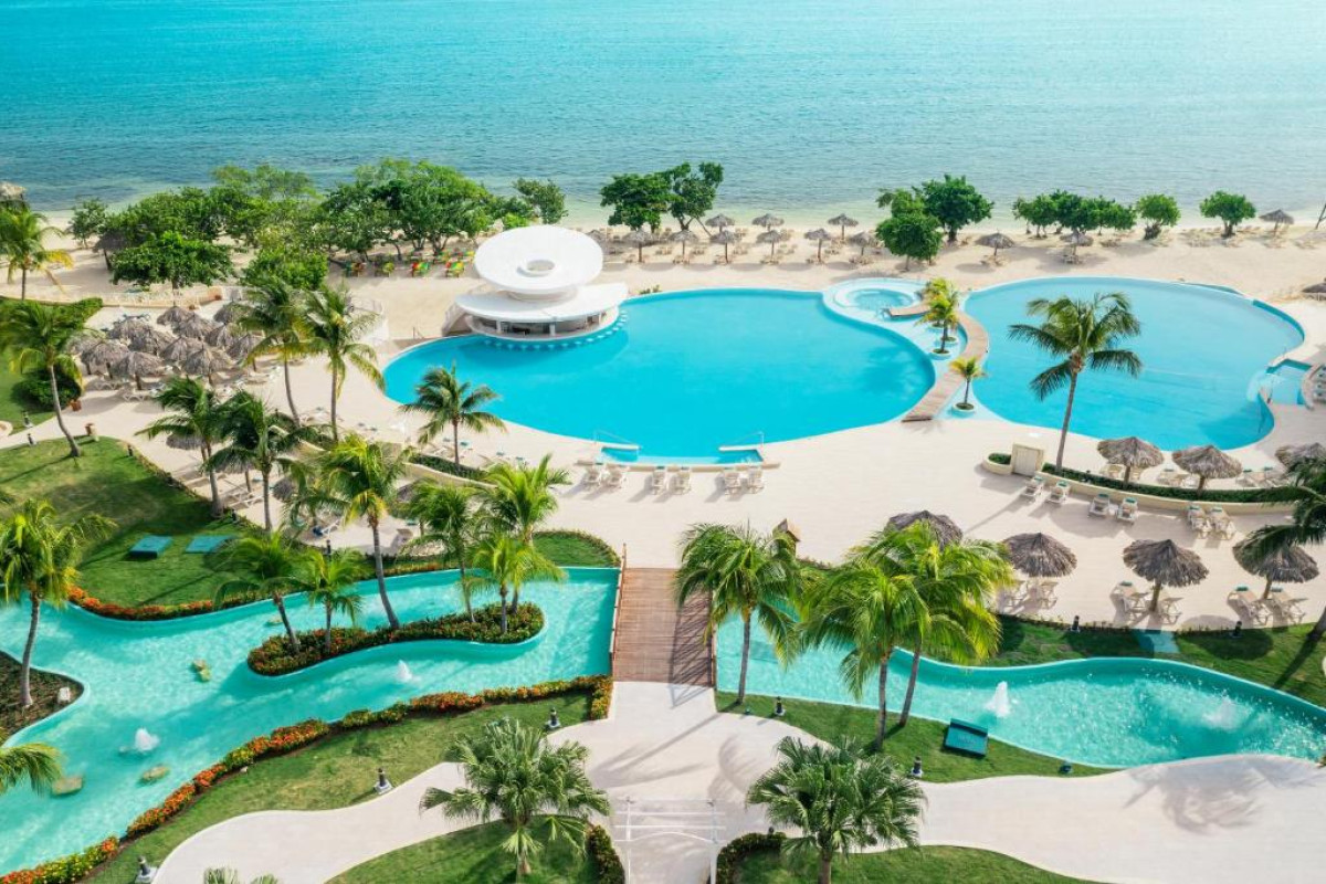 Hotel Iberostar Waves Rose Hall Beach