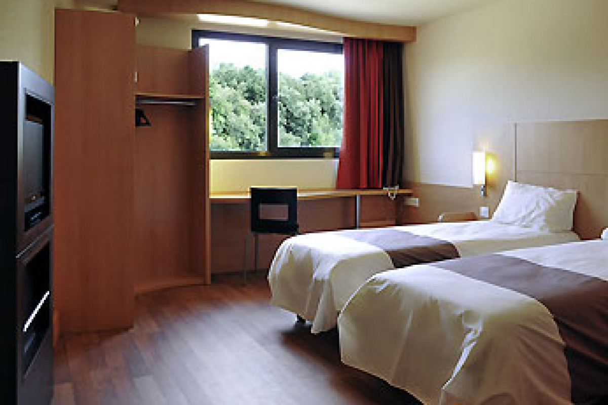 Hotel Ibis Girona Costa Brava