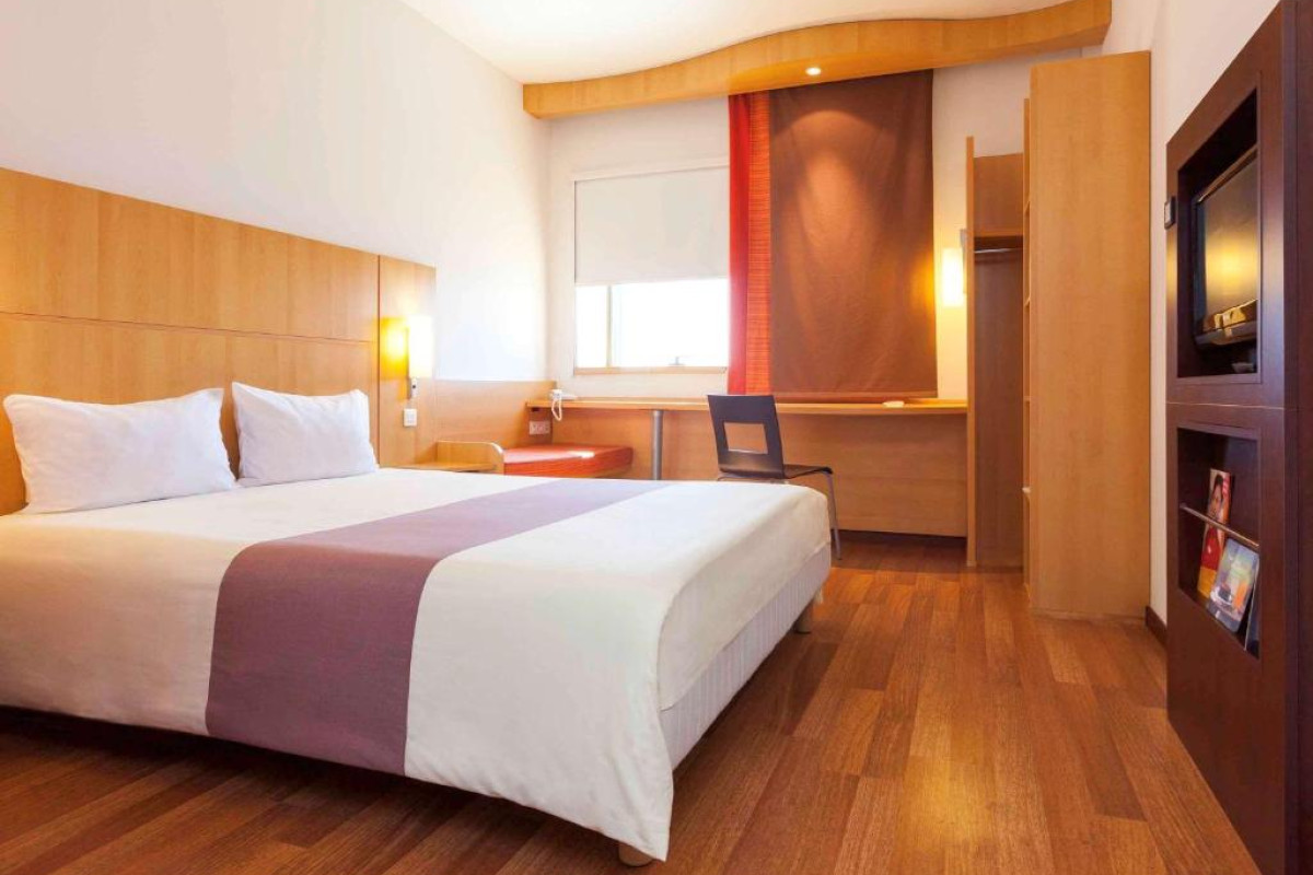 IBIS TUNIS