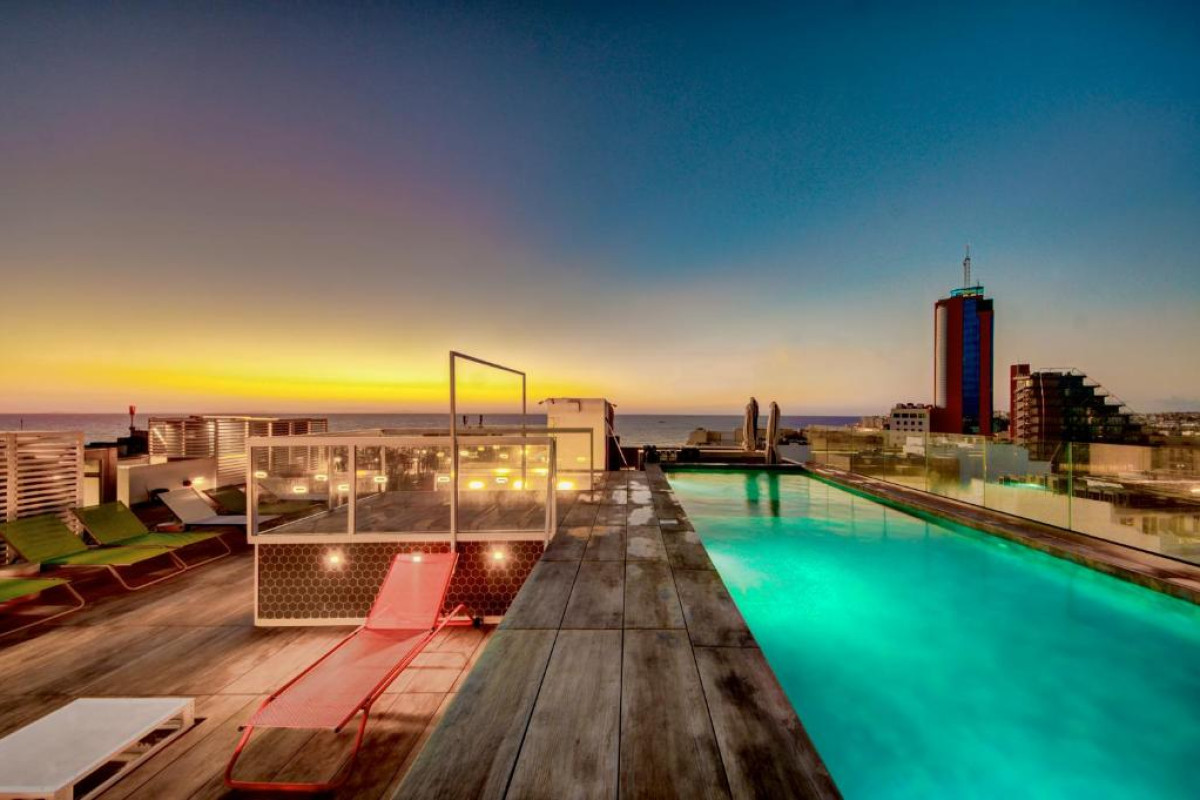 Hotel IKYK