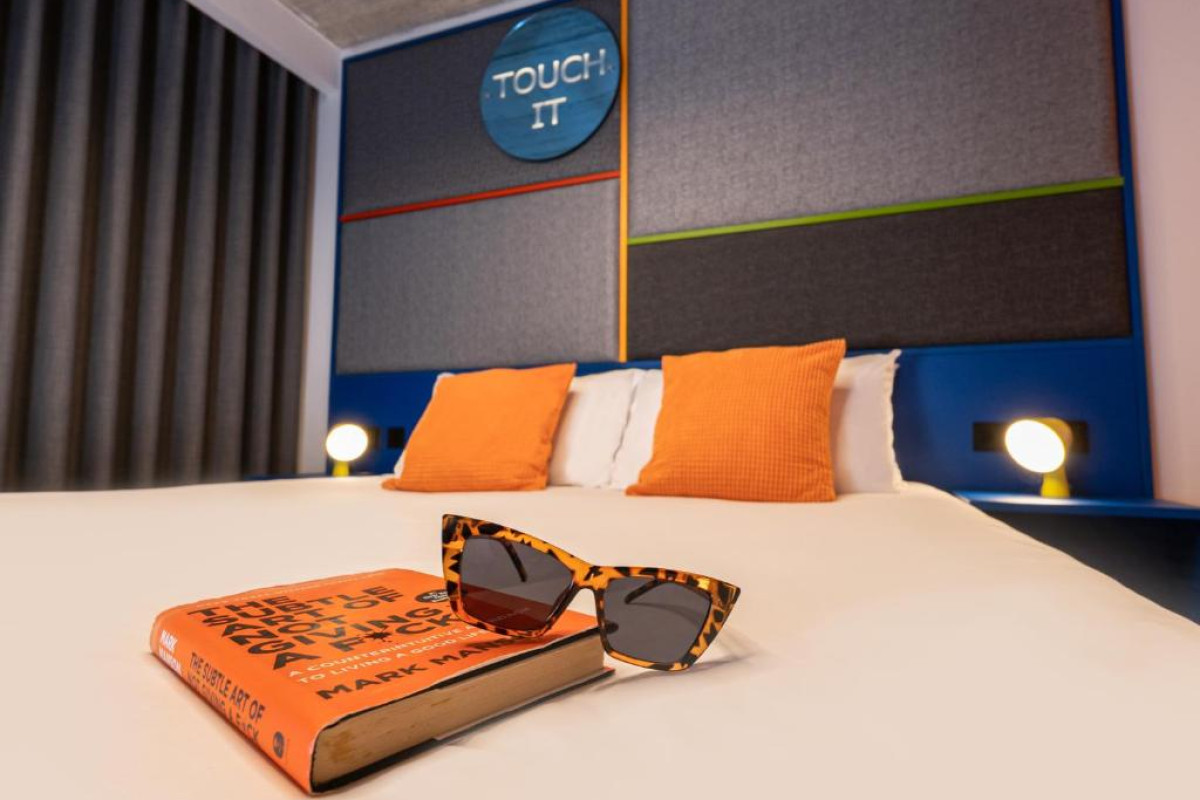 Hotel IKYK