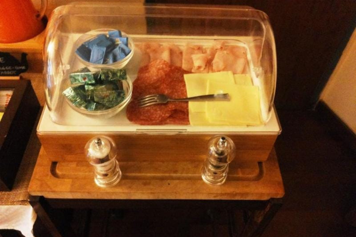 IL LOGGIATO DEI SERVITI