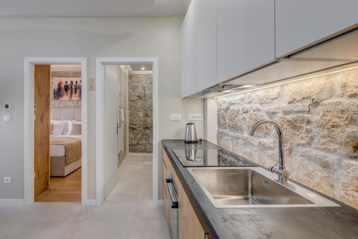 Hotel InMotion Luxury Rooms