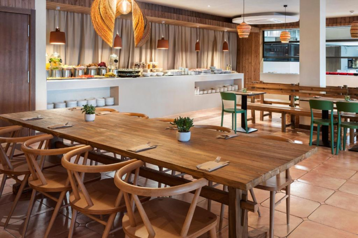 Hotel INNSiDE by Melia Wave Calvia (ex Sol Wave House)