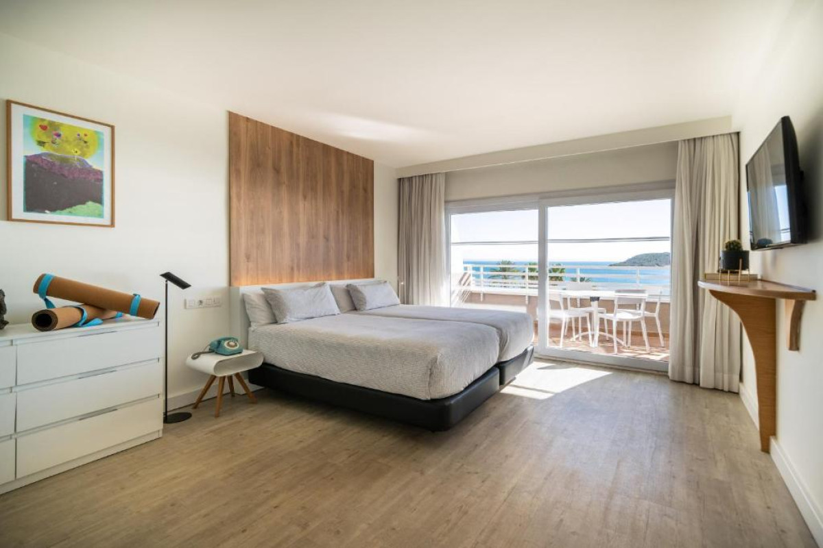 Hotel INNSiDE by Melia Wave Calvia (ex Sol Wave House)