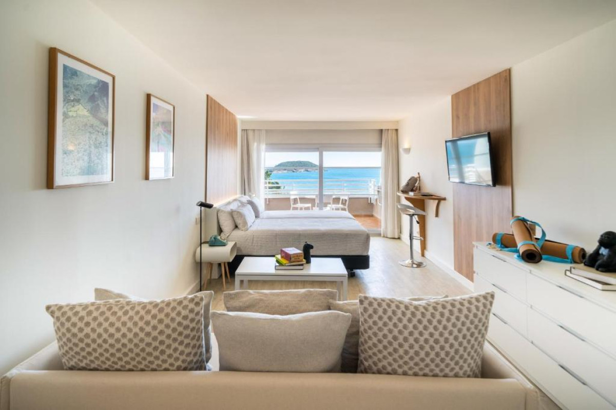 Hotel INNSiDE by Melia Wave Calvia (ex Sol Wave House)