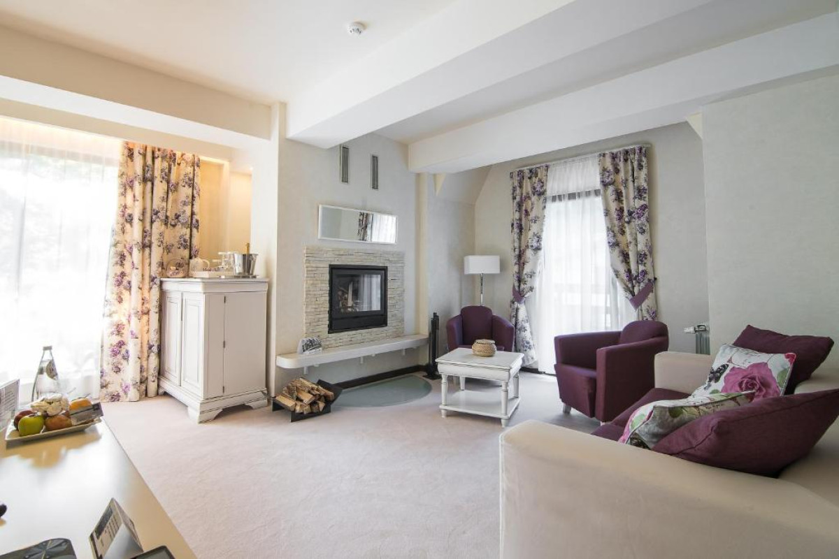 HOTEL IOANA