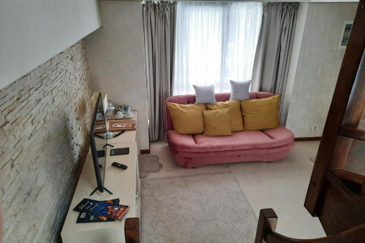 HOTEL IOANA