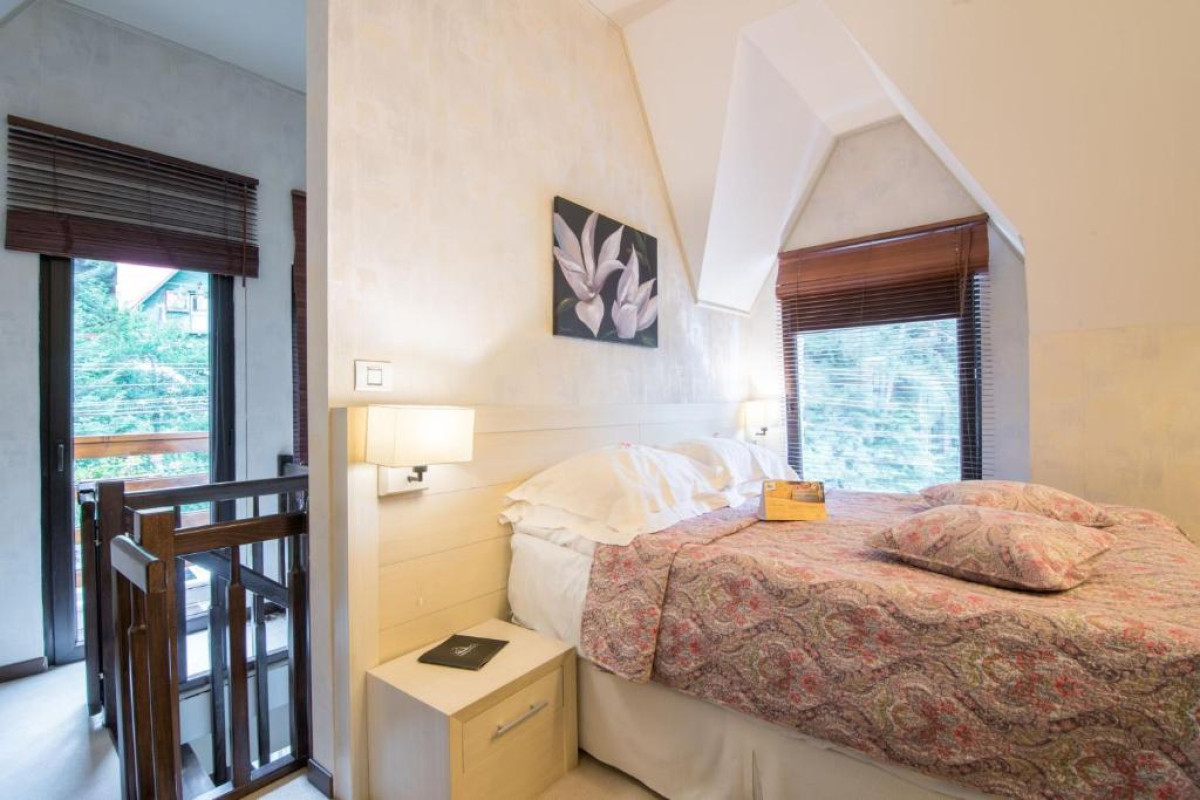 HOTEL IOANA