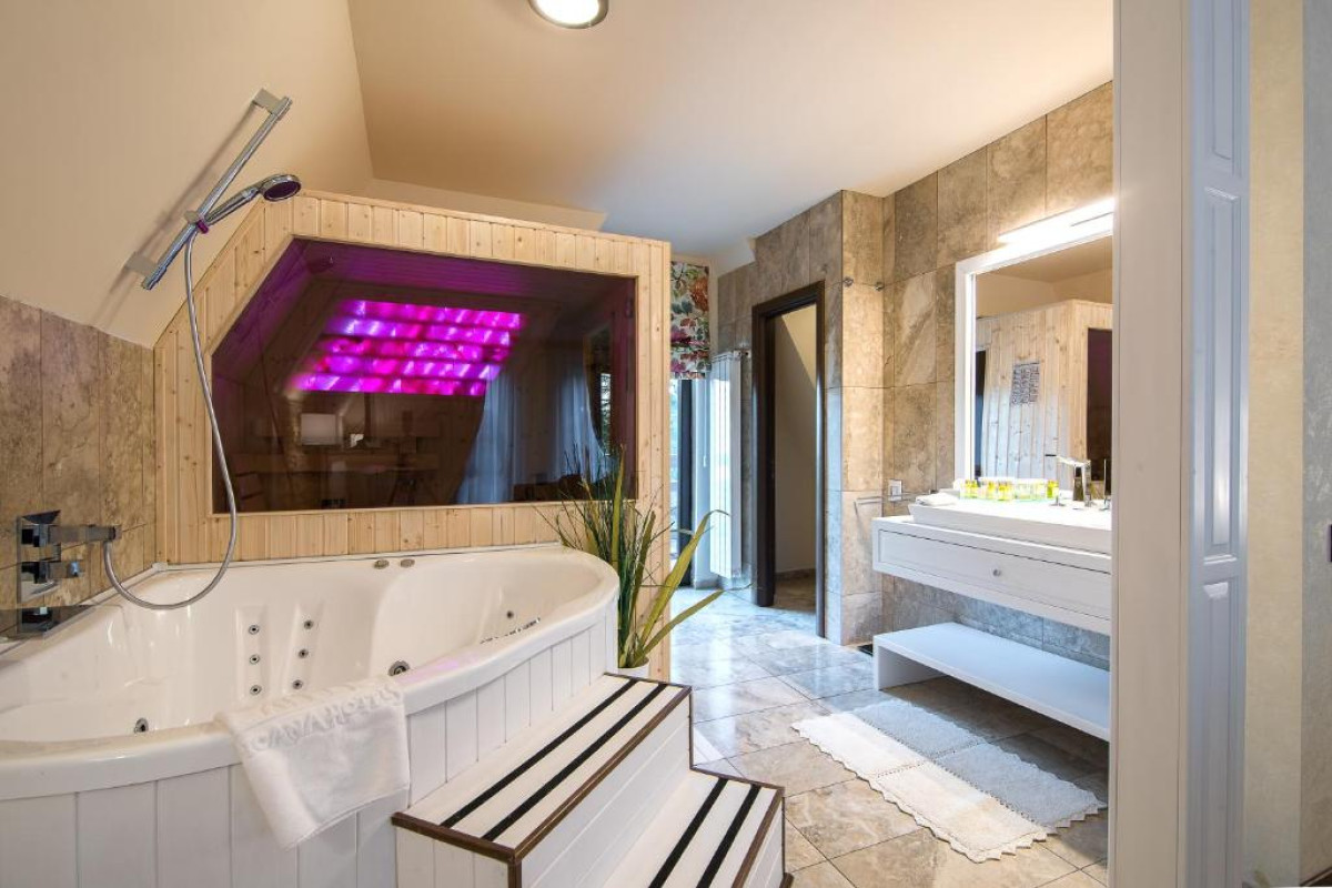 HOTEL IOANA