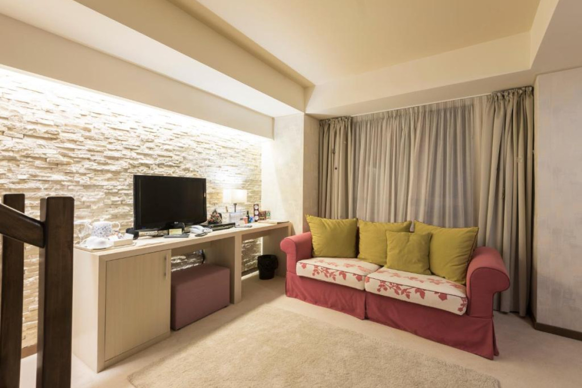HOTEL IOANA