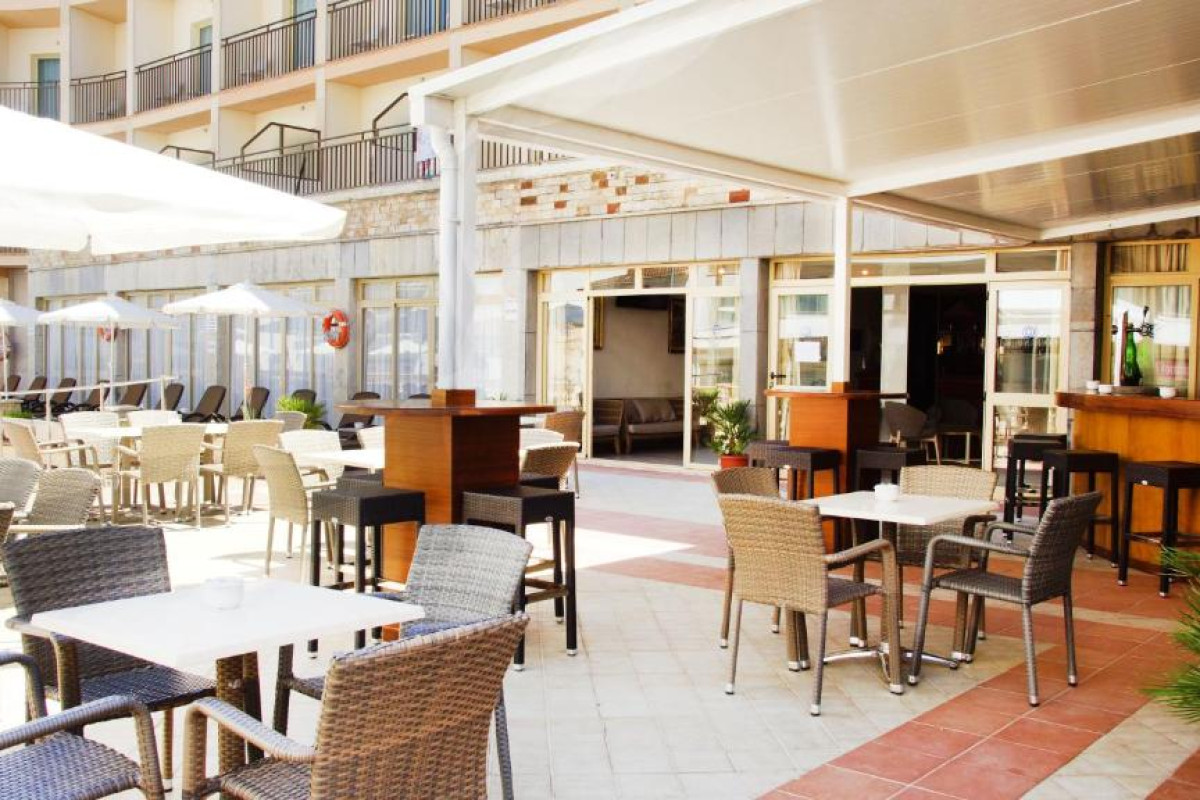 Hotel Iris