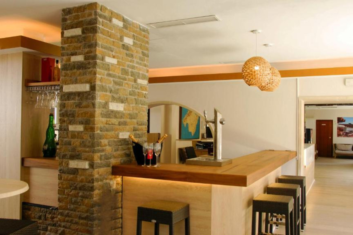Hotel Iris