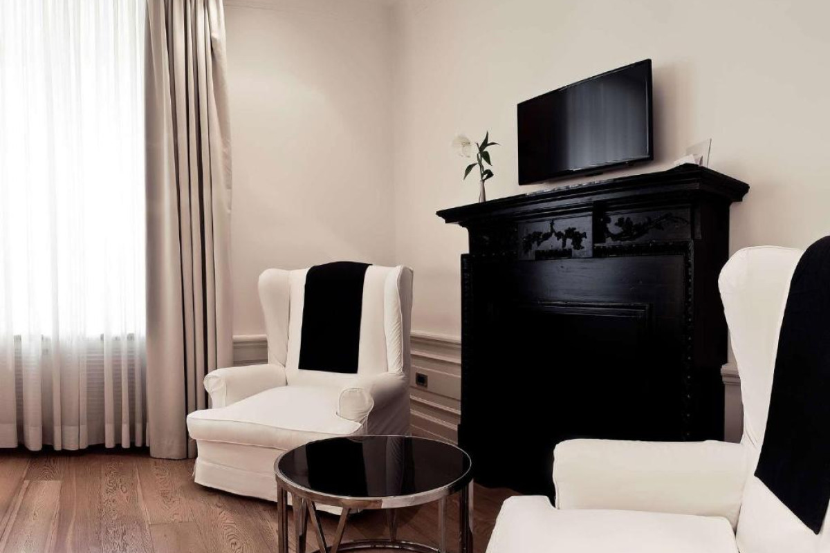 Hotel Isa