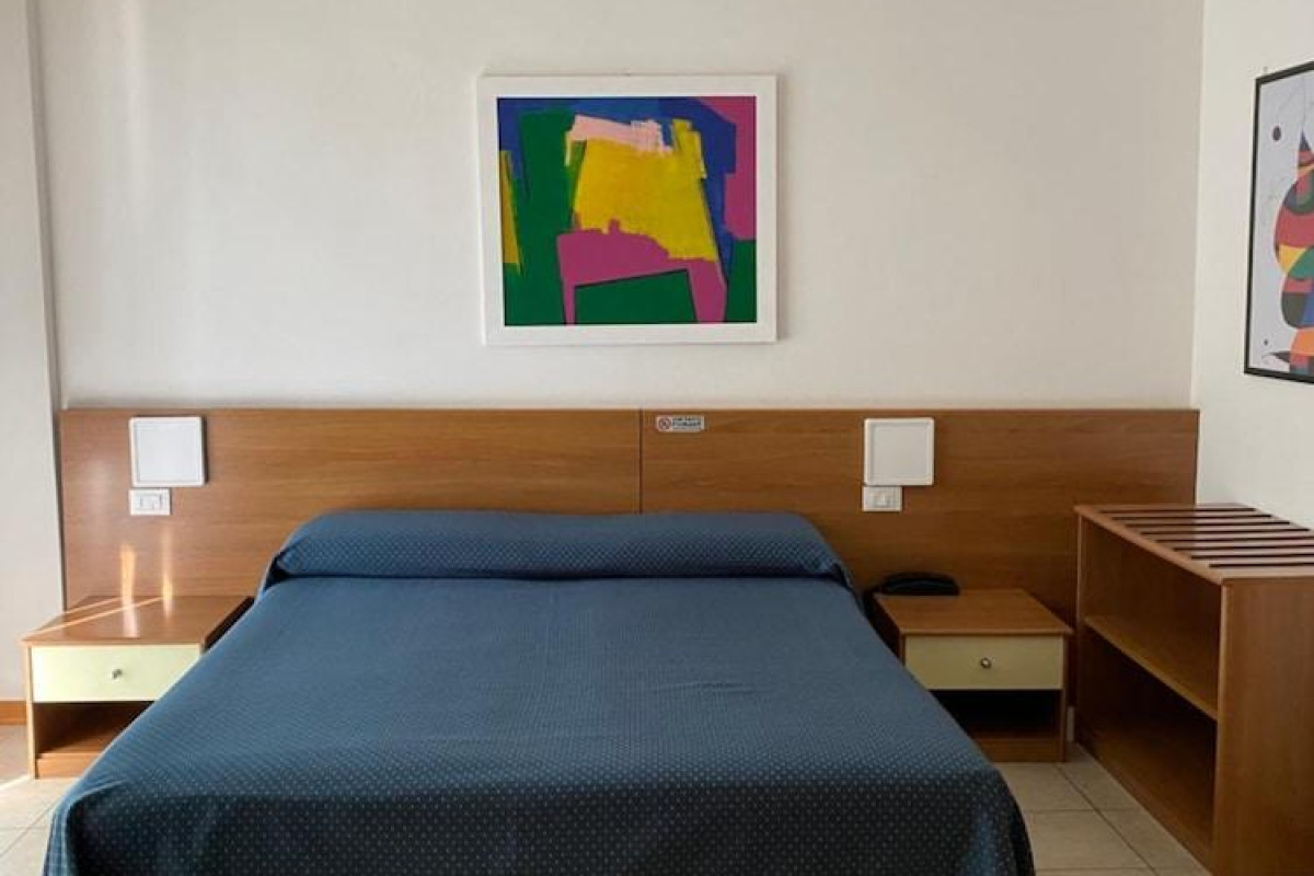 HOTEL IVANA