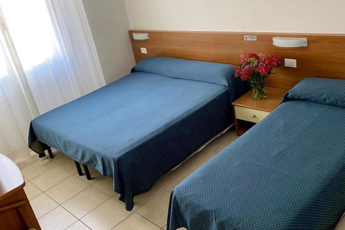 HOTEL IVANA