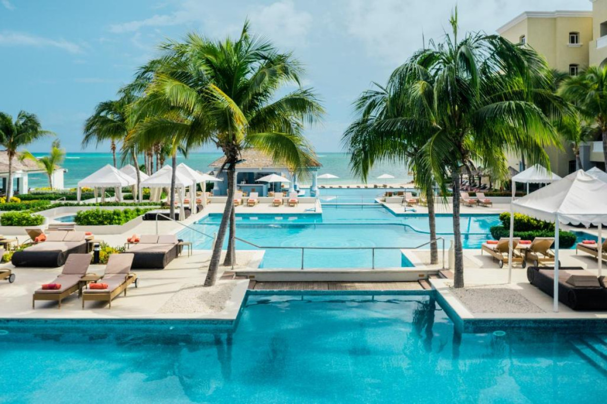Hotel JOIA Rose Hall by Iberostar
