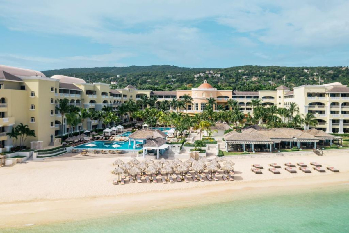 Hotel JOIA Rose Hall by Iberostar