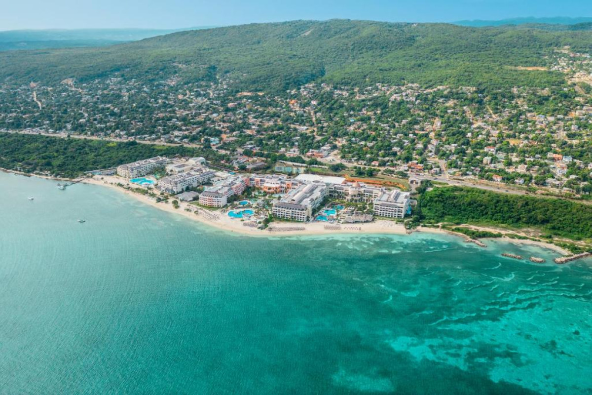 Hotel JOIA Rose Hall by Iberostar