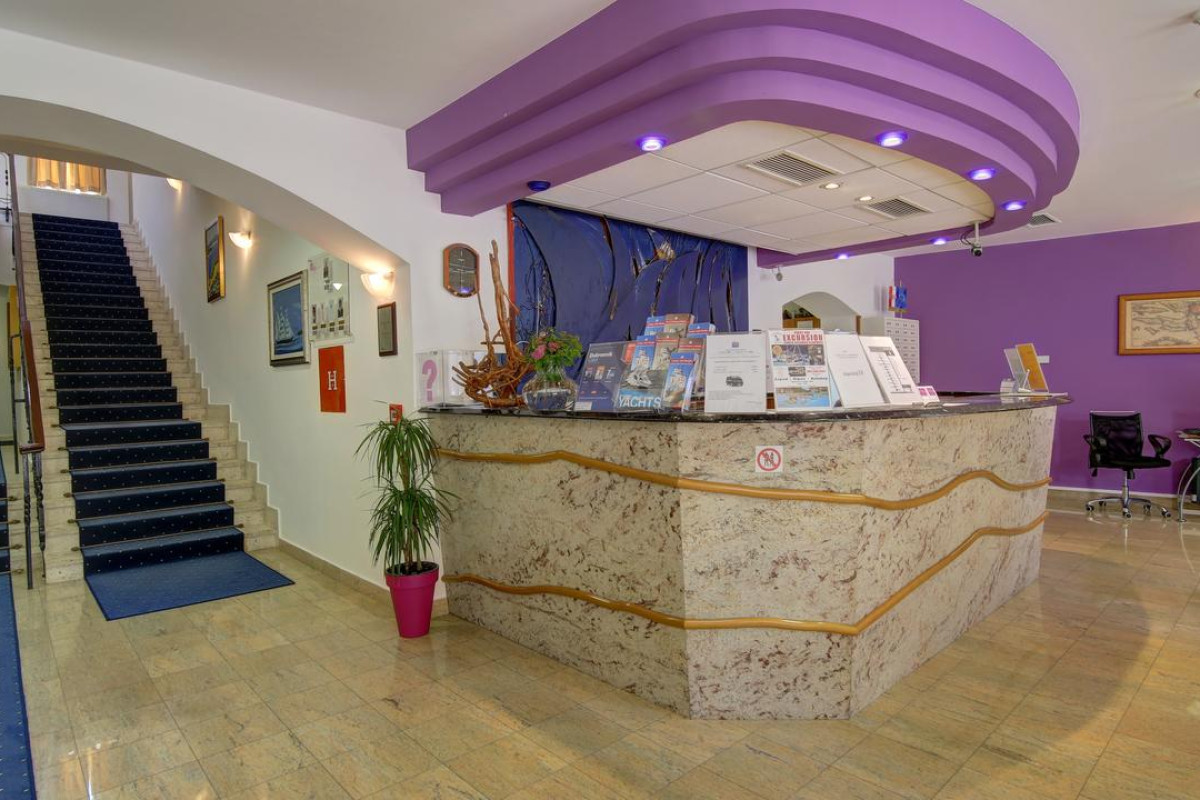 Hotel Komodor