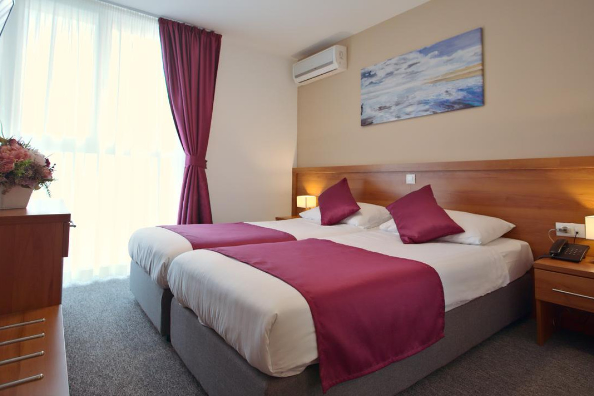 Hotel Komodor
