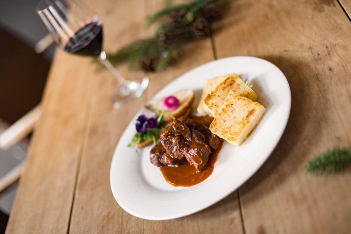 Hotel Krone - Eat, Drink, Stay