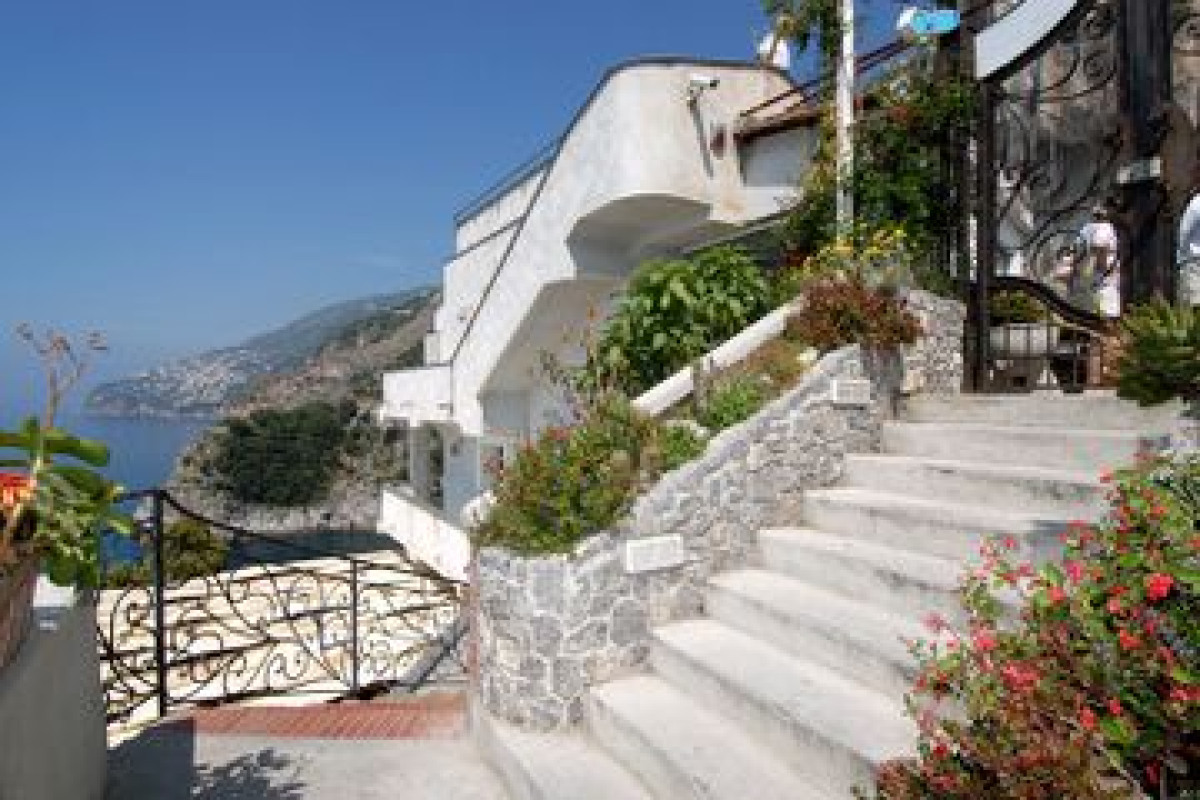 HOTEL LA CONCA AZZURRA