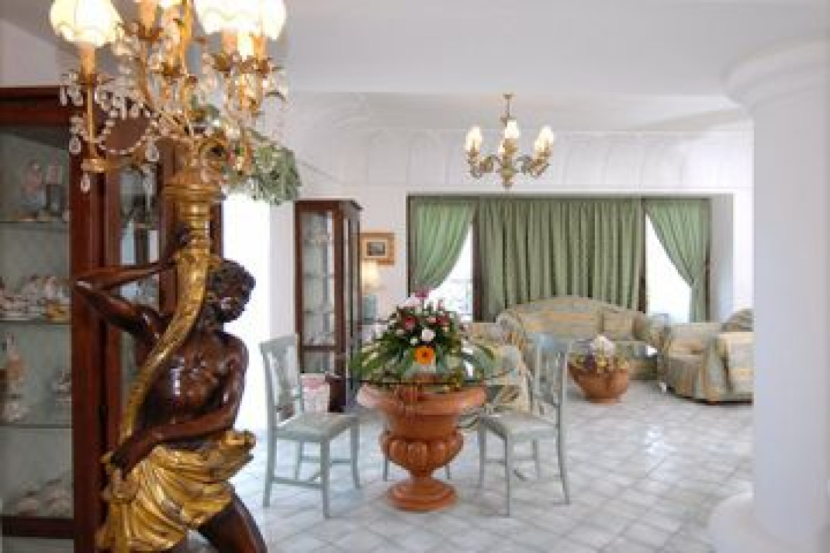 HOTEL LA CONCA AZZURRA