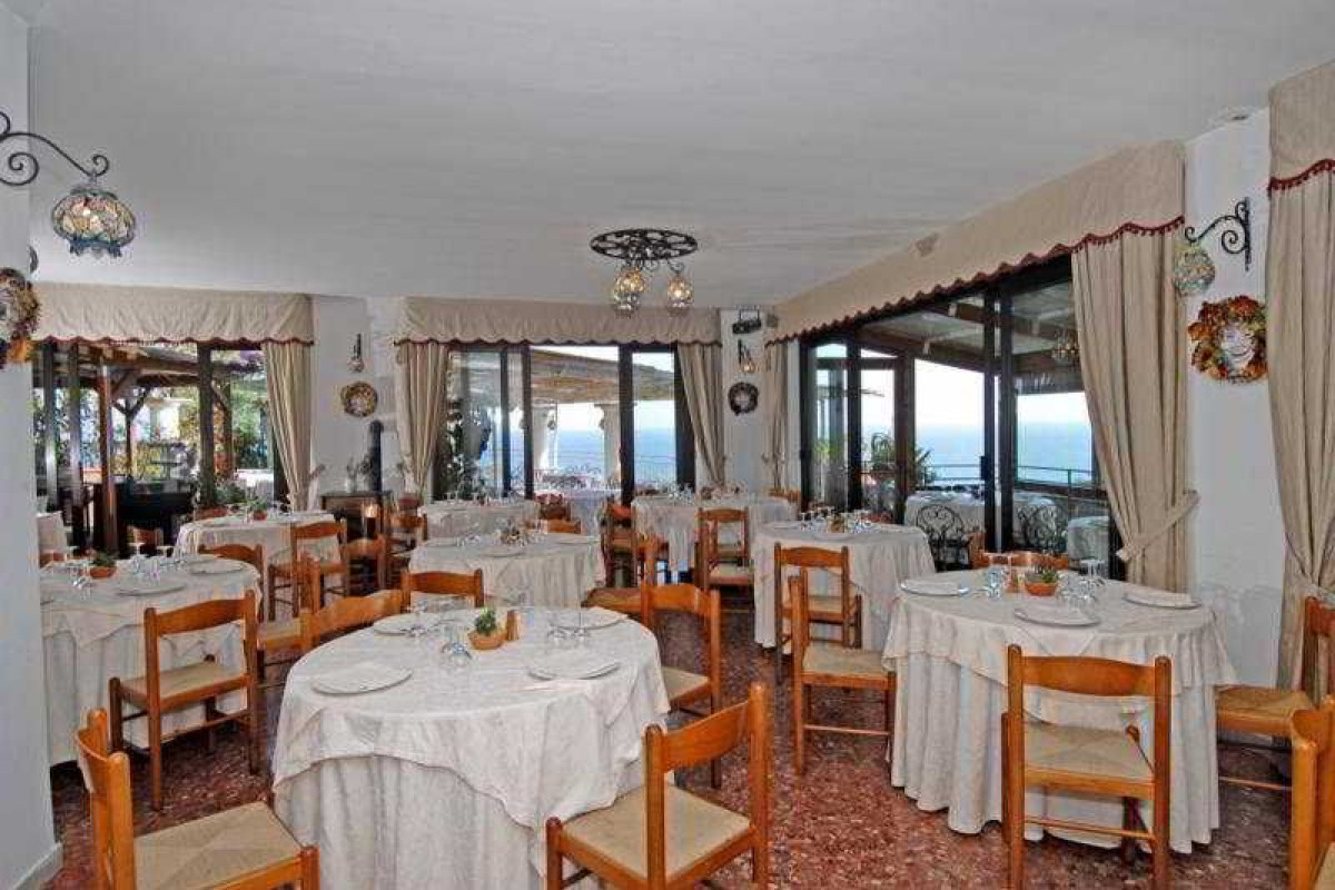 HOTEL LA CONCA AZZURRA