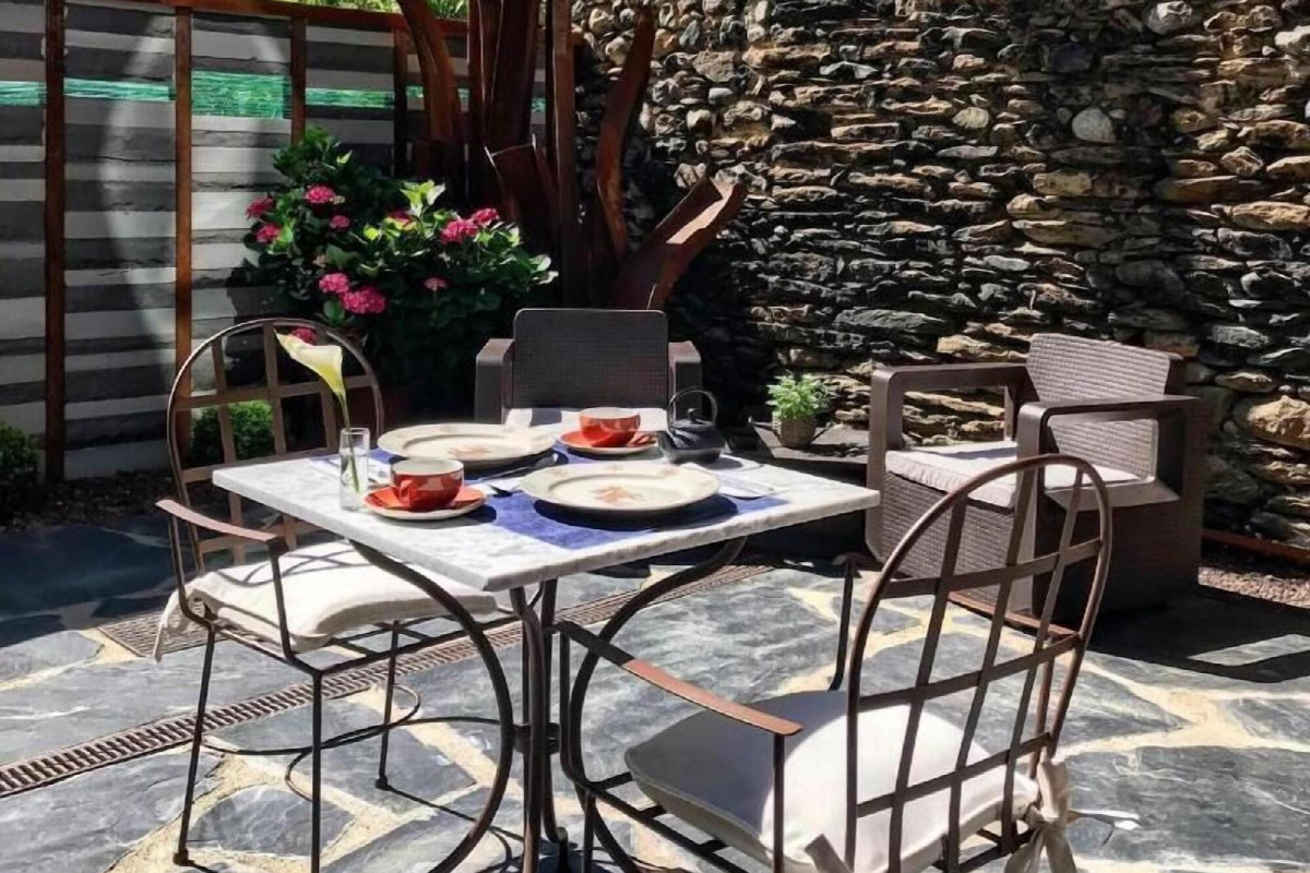Hotel La Neu