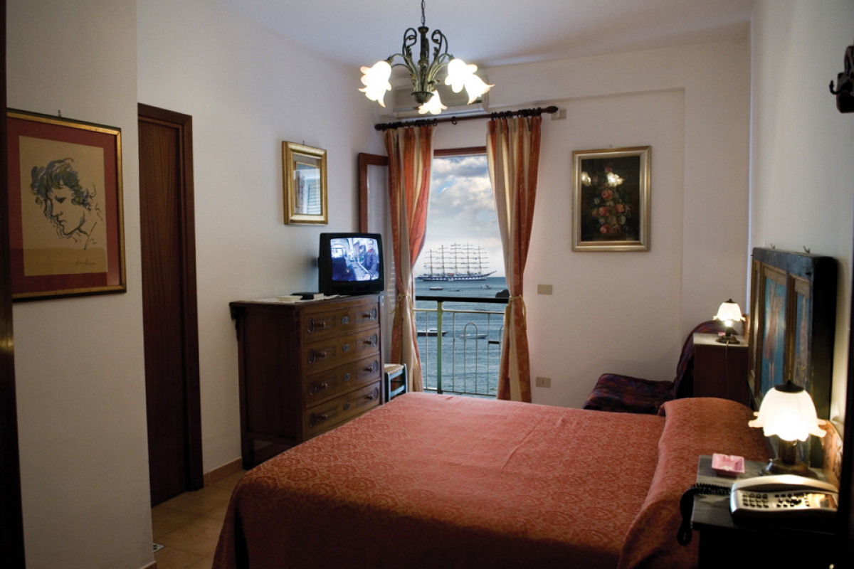 HOTEL LA RIVA