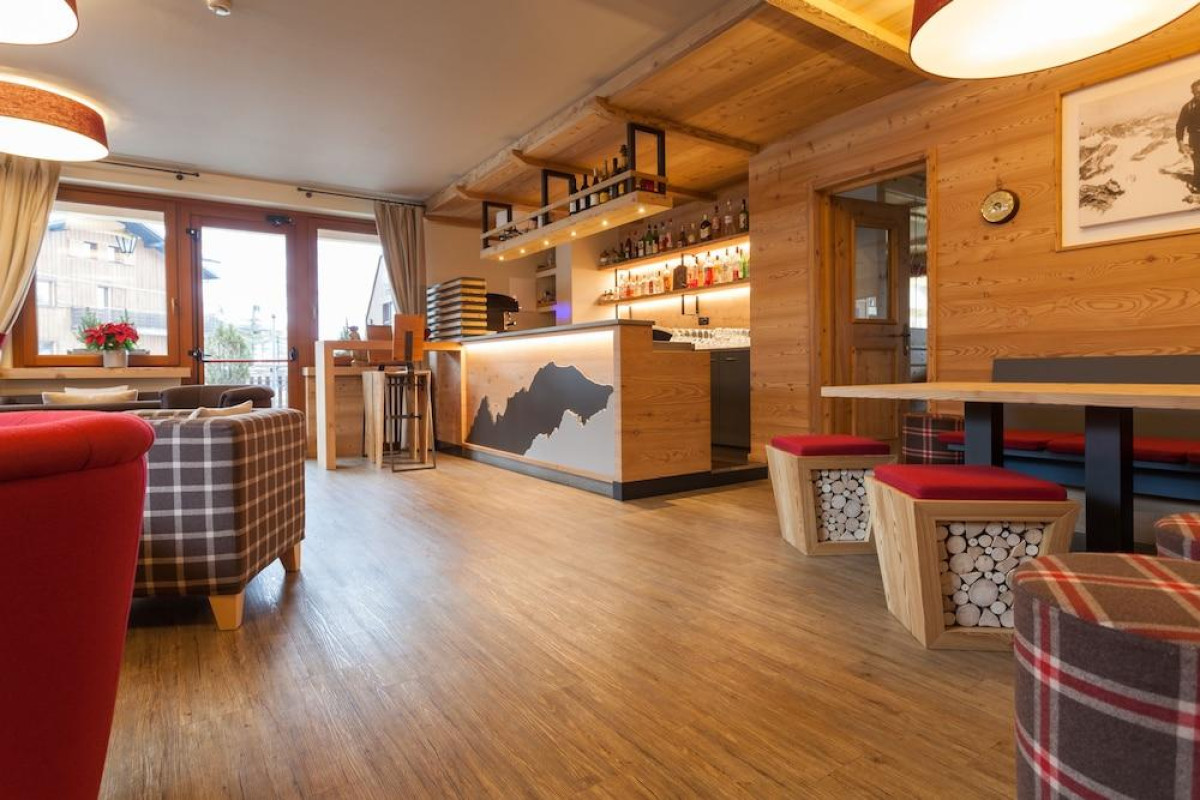 LA VALLEE BLANCHE HOTEL