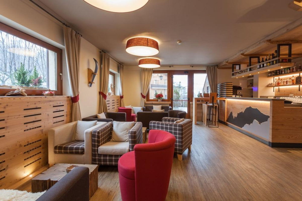 LA VALLEE BLANCHE HOTEL
