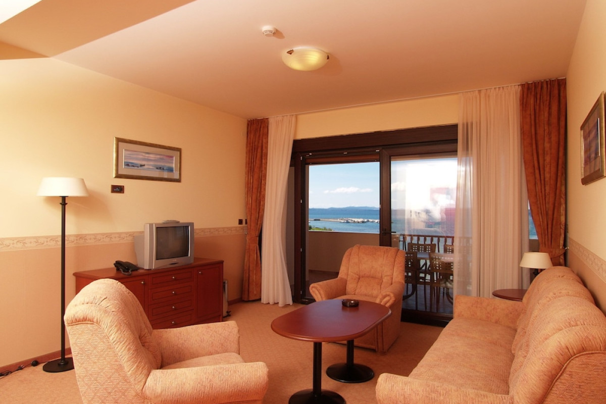 HOTEL LAGUNA