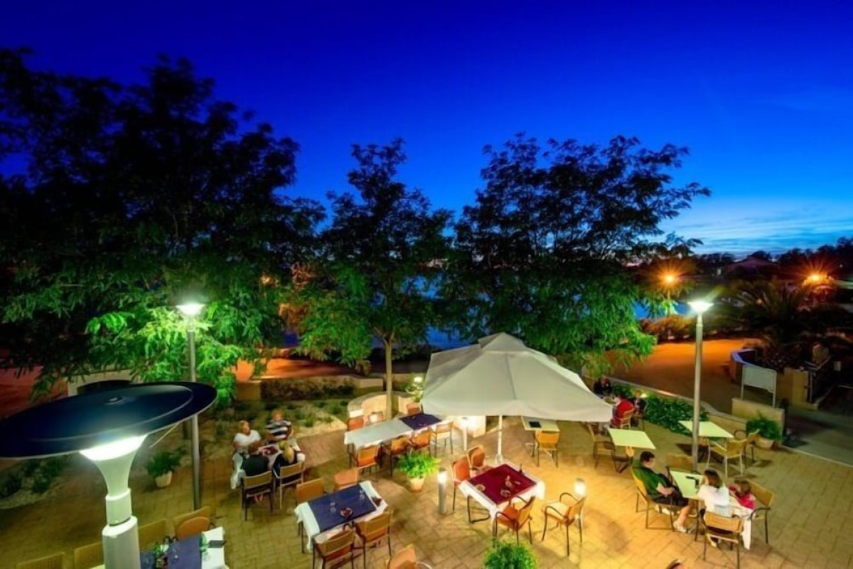 HOTEL LAGUNA
