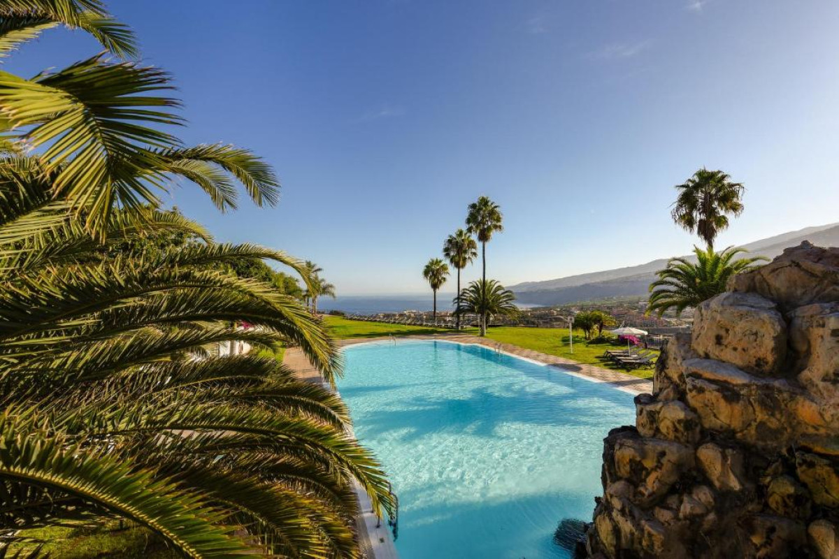 Las Águilas Tenerife, Affiliated by Meliá