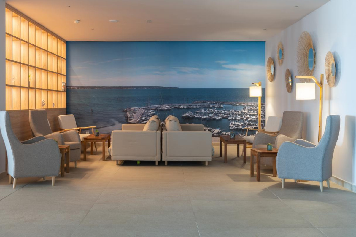 Hotel Las Arenas