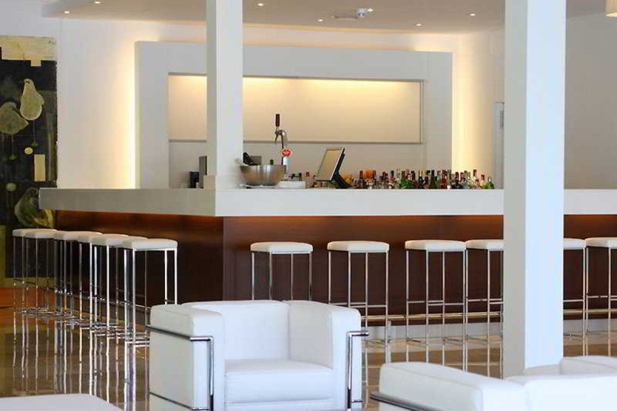 Las Gaviotas Suites Hotel