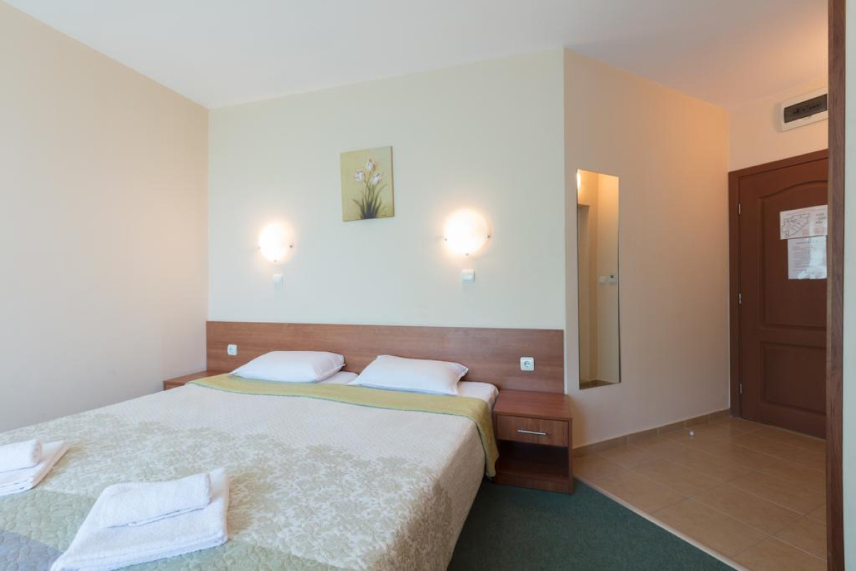Hotel L&B