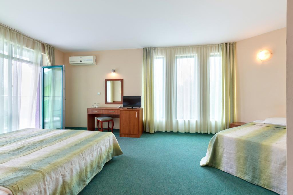 Hotel L&B
