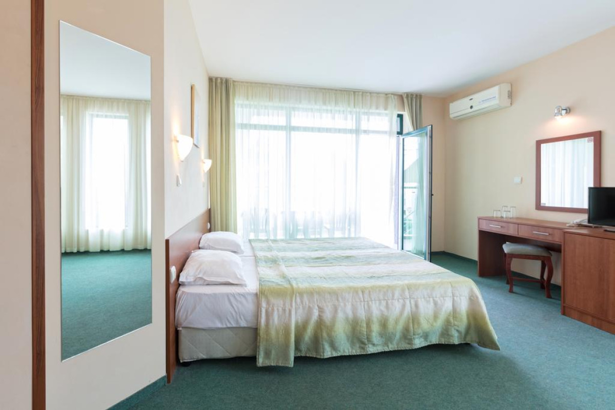 Hotel L&B