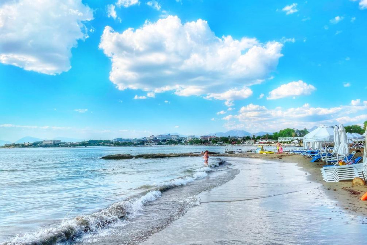 LEDA BEACH HOTEL