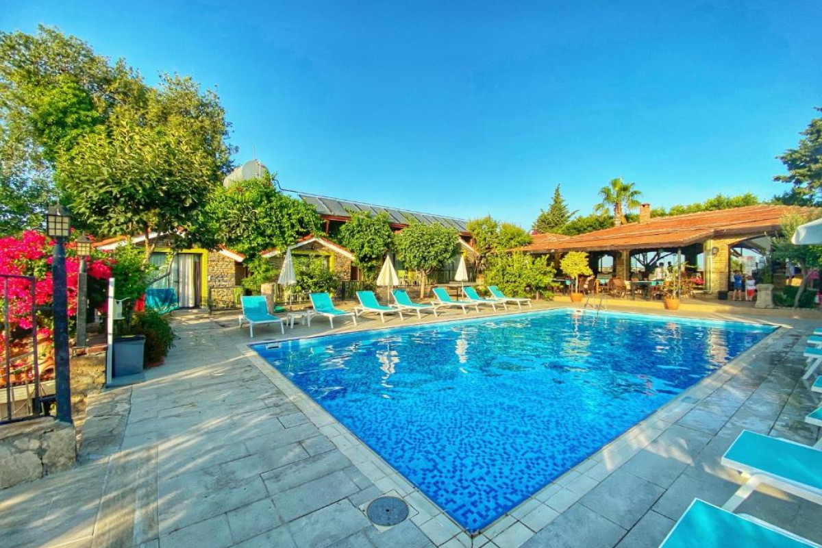 LEDA BEACH HOTEL