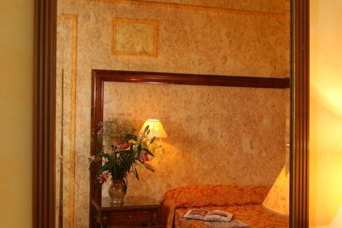 Hotel Leon Bianco