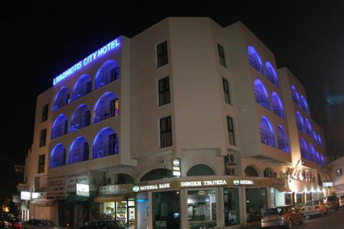 Hotel Livadhiotis City